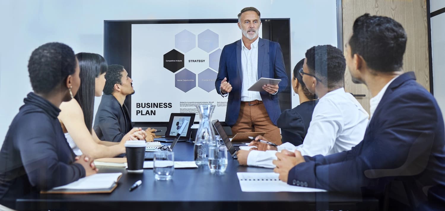 Leadership consulting and succession planning for future-ready teams background