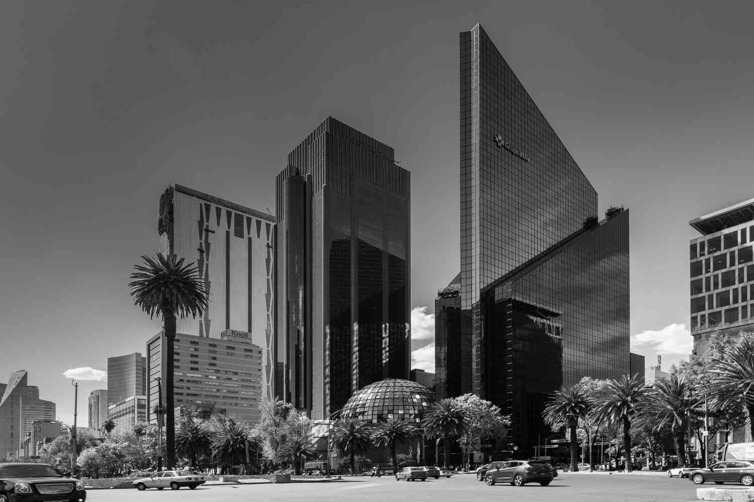 Saudi Arabia’s Tech Buildout: How Scale Is Redefining Tech Leadership Mandates 